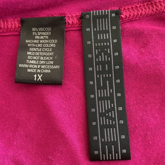 NWOT Lukastyle long sleeved top - Picture 5 of 5